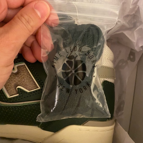 NWT ALD/ New Balance 650r Unisex - Picture 9 of 9